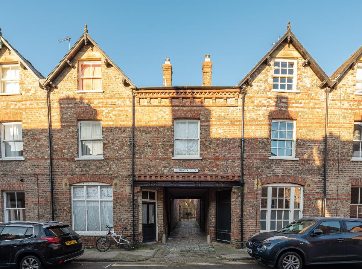 The Old Coach House Apartment York Luaran gambar