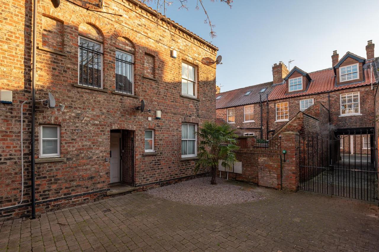 The Old Coach House Apartment York Luaran gambar